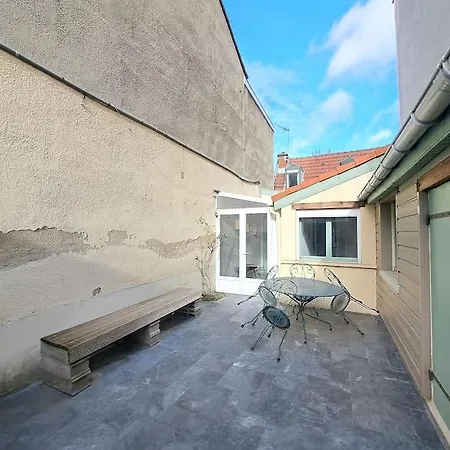 Santorin, Duplex Chaleureux Reims