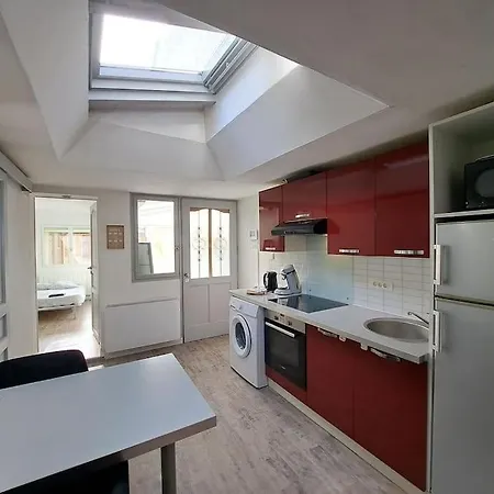 Santorin, Duplex Chaleureux